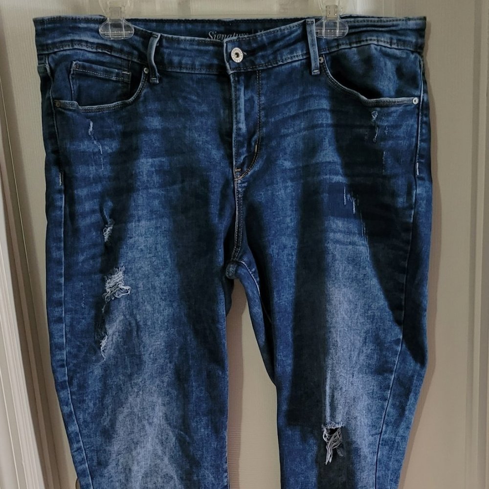 LEVI MODERN SLIM CUFFED Capri - Size 18